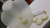 Colar e pulseira White (Conjunto)